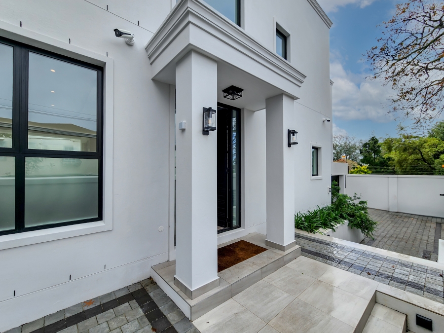 3 Bedroom Property for Sale in Rondebosch Western Cape